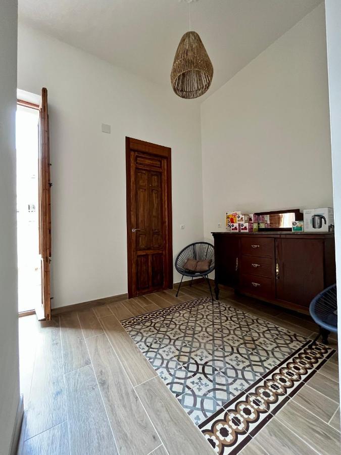 アリカンテCasa Del Pasaje San Fernandoアパートメント エクステリア 写真