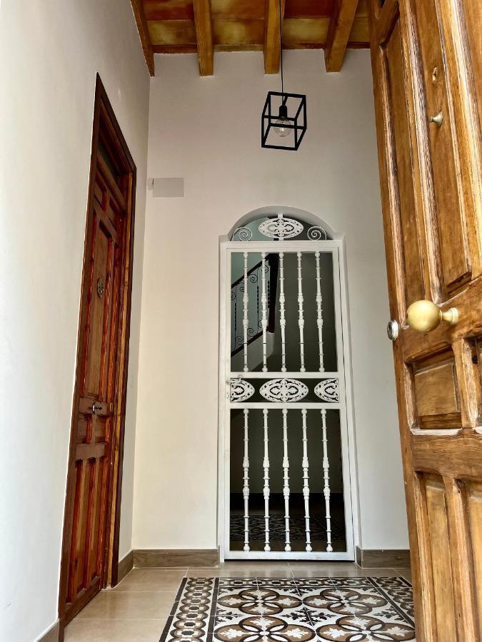 アリカンテCasa Del Pasaje San Fernandoアパートメント エクステリア 写真