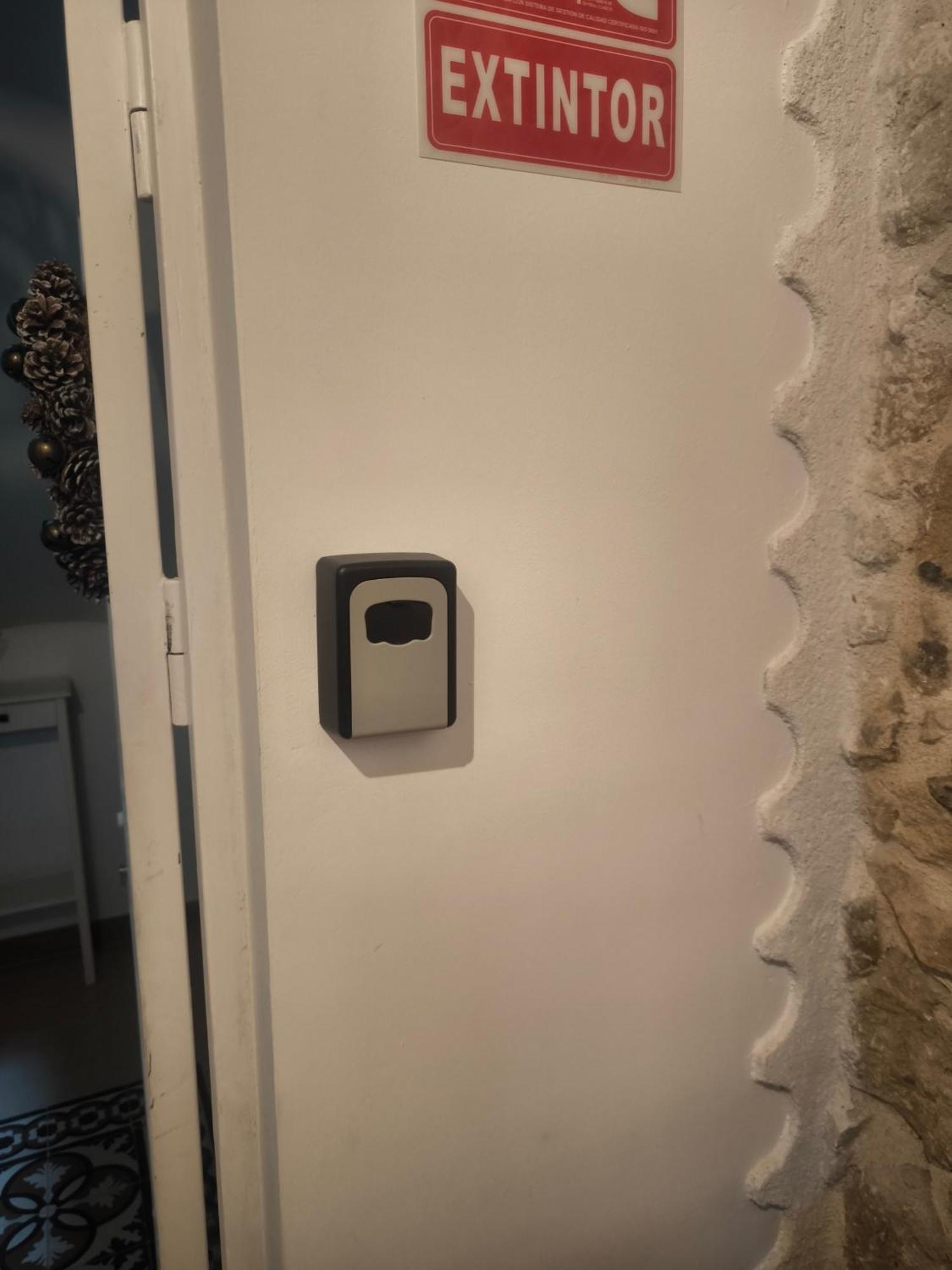 アリカンテCasa Del Pasaje San Fernandoアパートメント エクステリア 写真